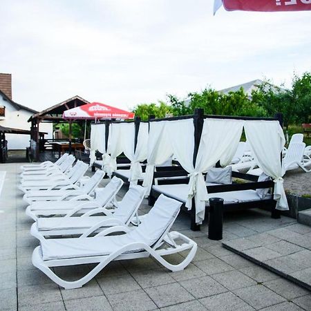 Oaza Apusenilor Villa Calarasi  Exteriör bild